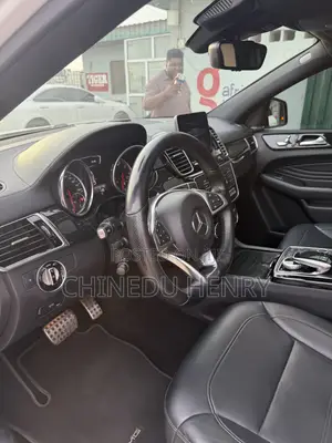 Mercedes-Benz GLE-Class 2019 White
