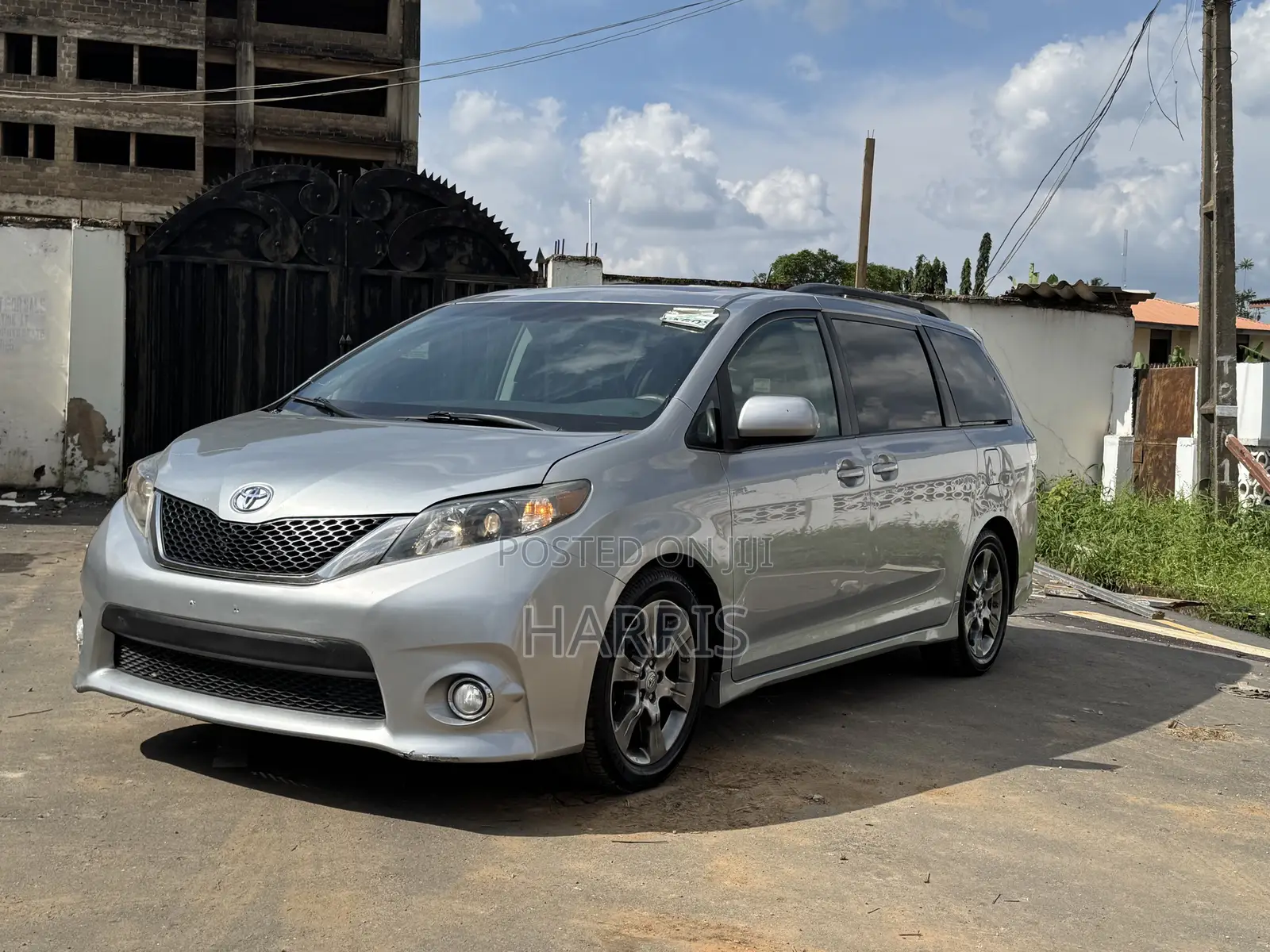Toyota Sienna 2015 Silver