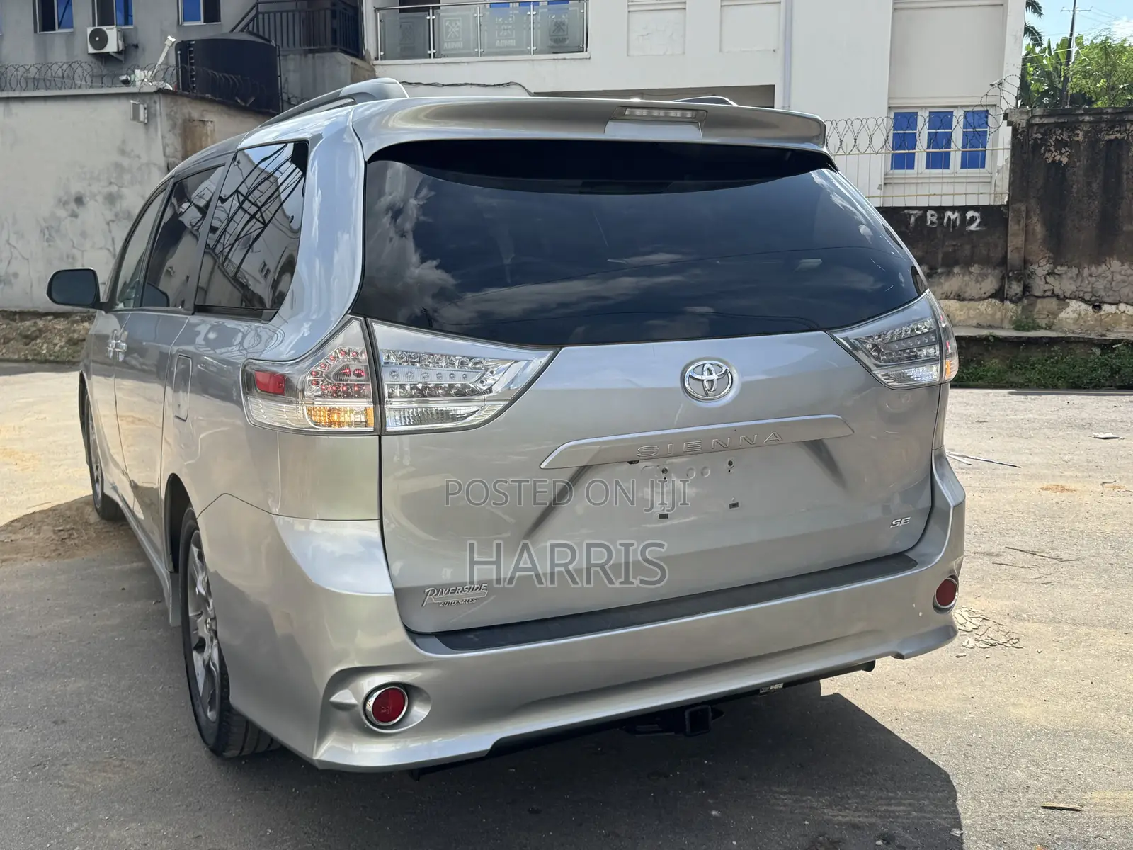 Toyota Sienna 2015 Silver