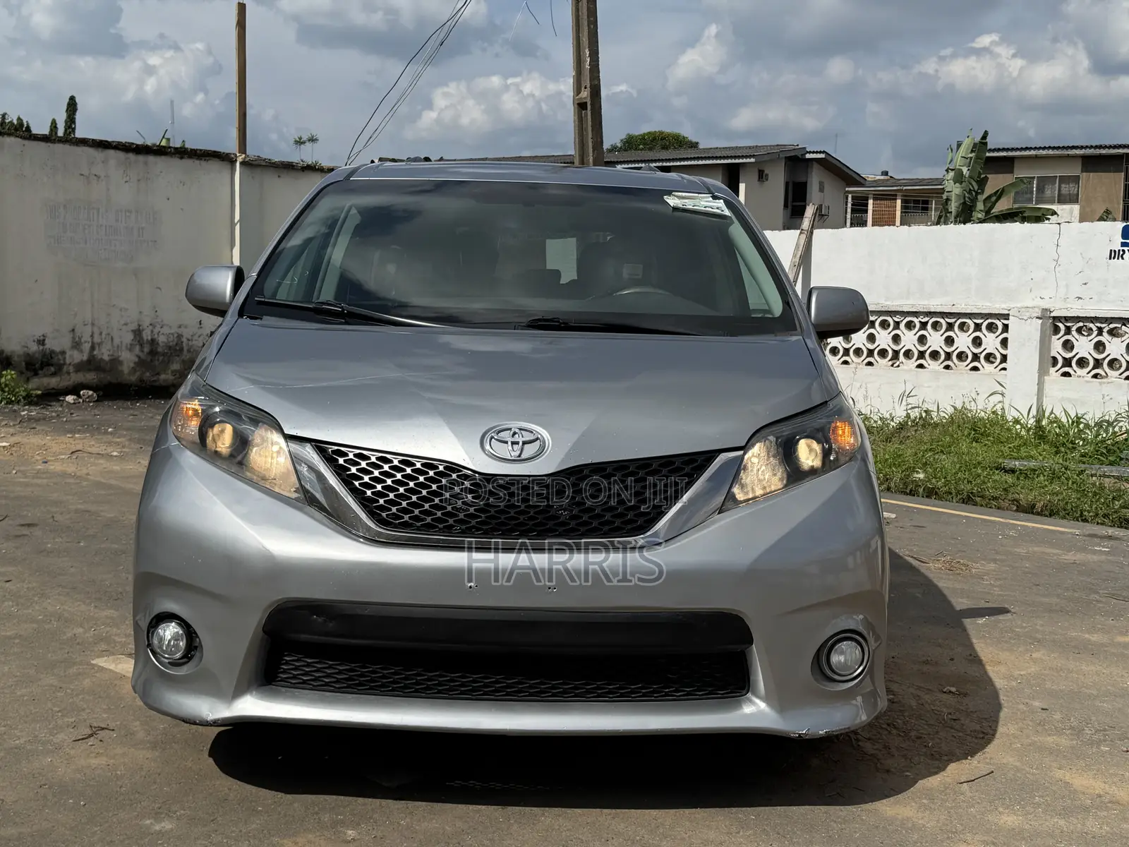 Toyota Sienna 2015 Silver