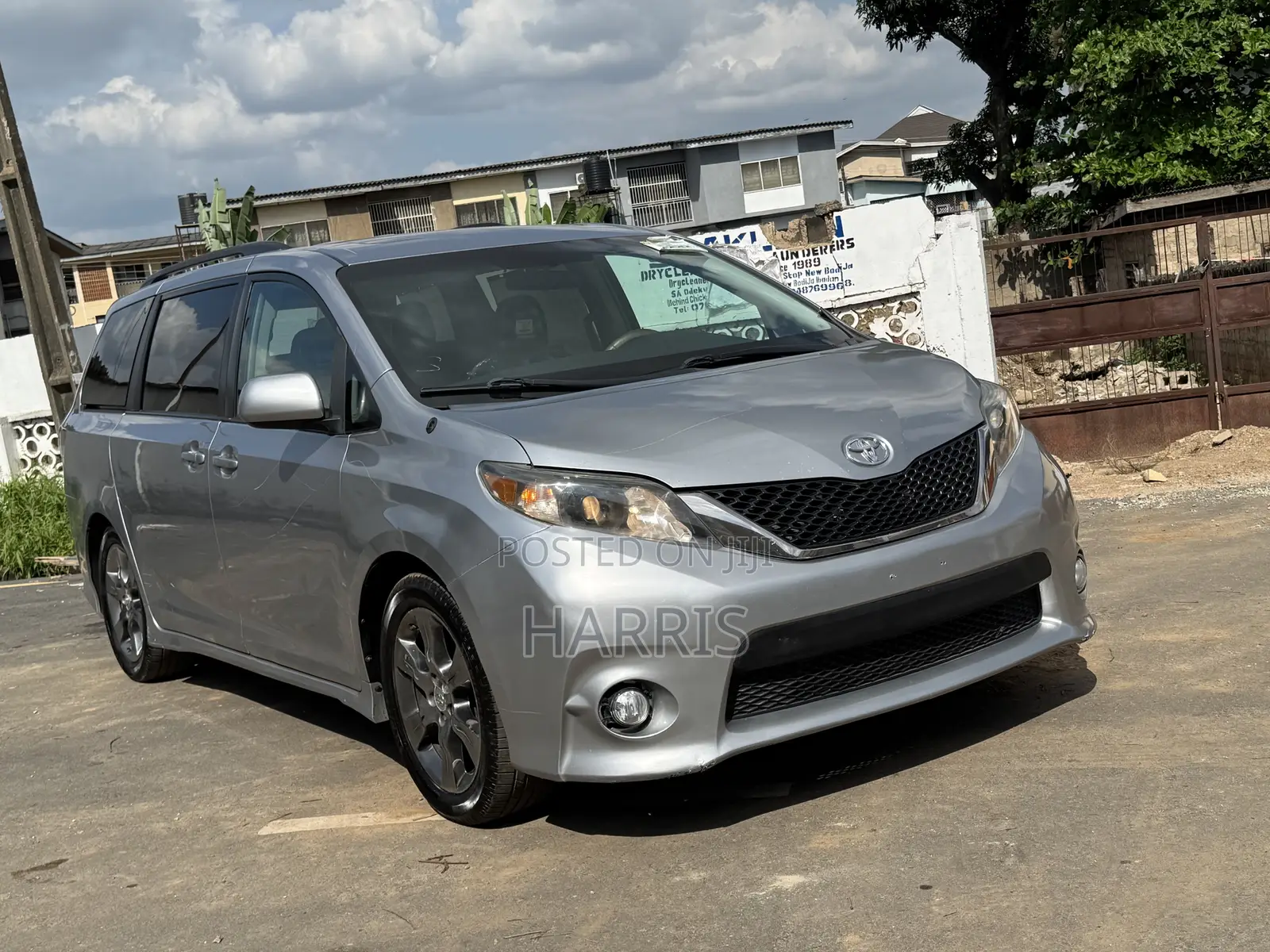 Toyota Sienna 2015 Silver