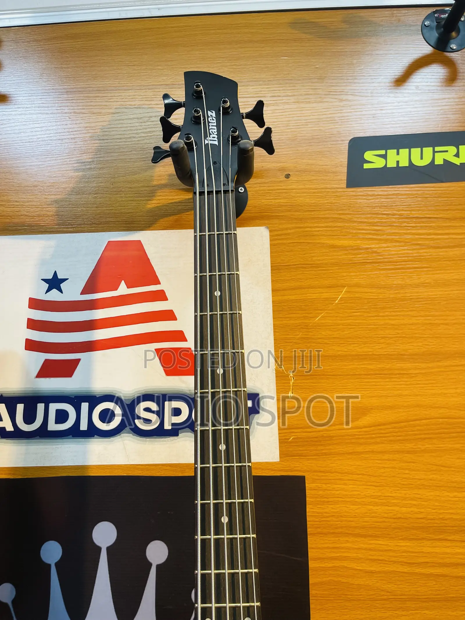 IBANEZ Professional Active 5-Strings Bass Guitar - Elite Performance S