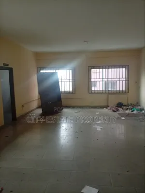 Standard 3 Bedroom Flat Office Space for Rent in Portharcourt