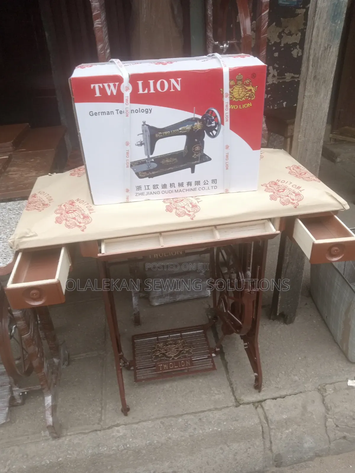 Two Lion Manual Sewing Machine