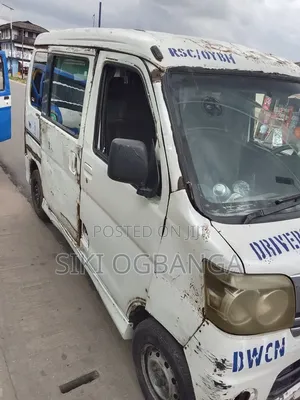 Daihatsu Hijet 2012 White