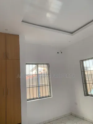 Furnished Studio Apartment in Ikota Bridge for rent
