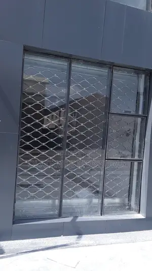 Roller Shutter See Thru