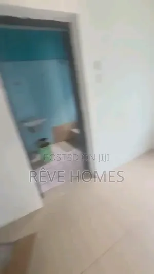 Mini Flat in Soluyi for rent