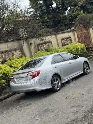 Toyota Camry 2013 Silver