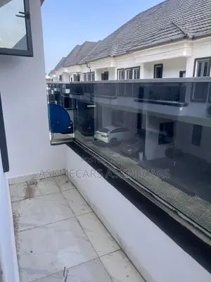 4bdrm Duplex in Harris Drive, VGC / Ajah for rent
