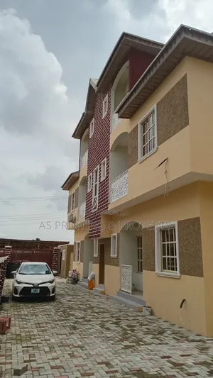Furnished 3bdrm Penthouse in Mobile Road-Ilaje for rent