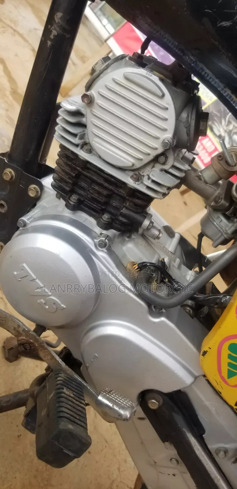 TVS HLX 125 2025 Black
