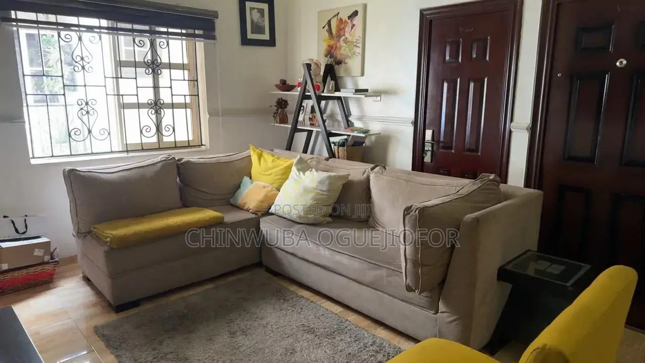 L Shaped Couch and Single Seater Combo