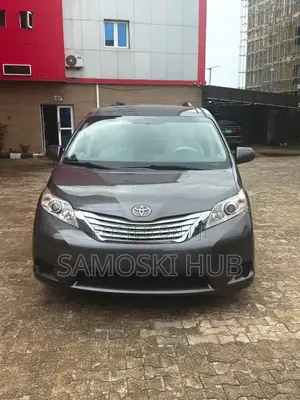 Toyota Sienna 2010 Gray