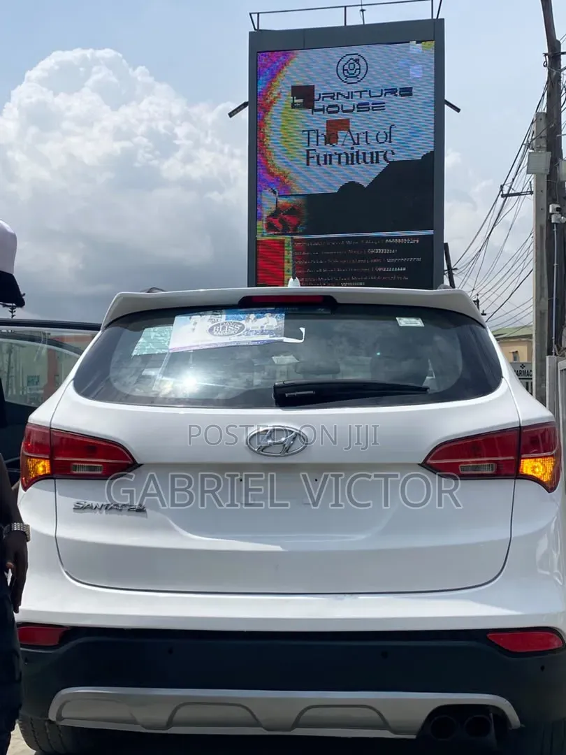 Hyundai Santa Fe 2015 White