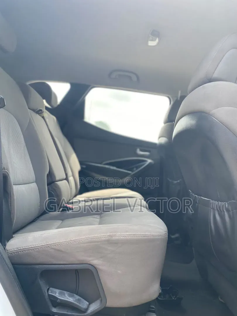 Hyundai Santa Fe 2015 White