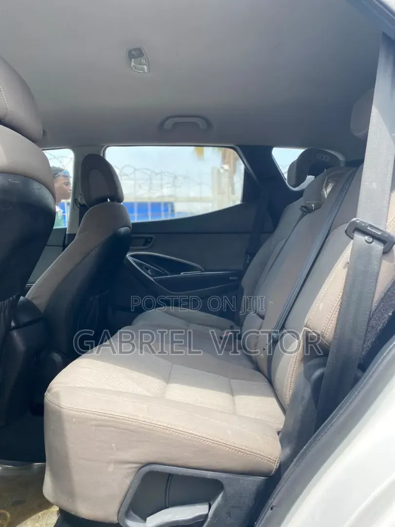 Hyundai Santa Fe 2015 White