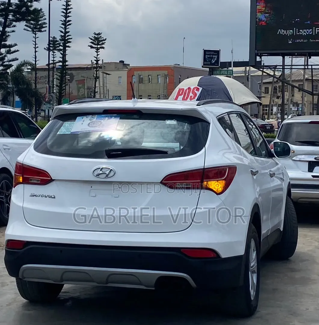 Hyundai Santa Fe 2015 White