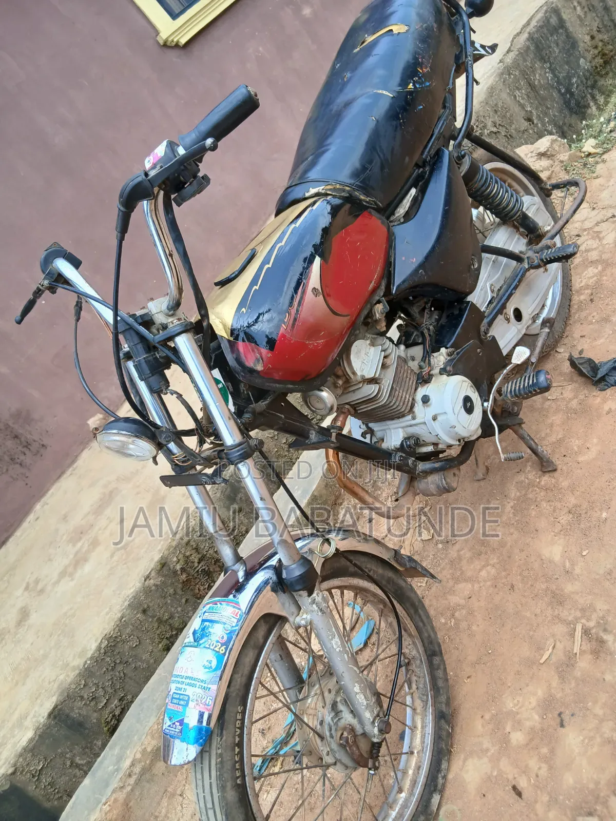 Bajaj Boxer 100 2024 Red
