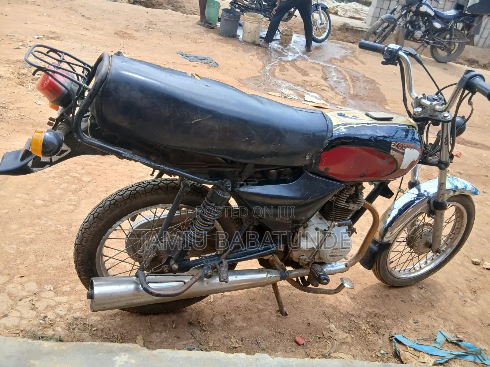 Bajaj Boxer 100 2024 Red