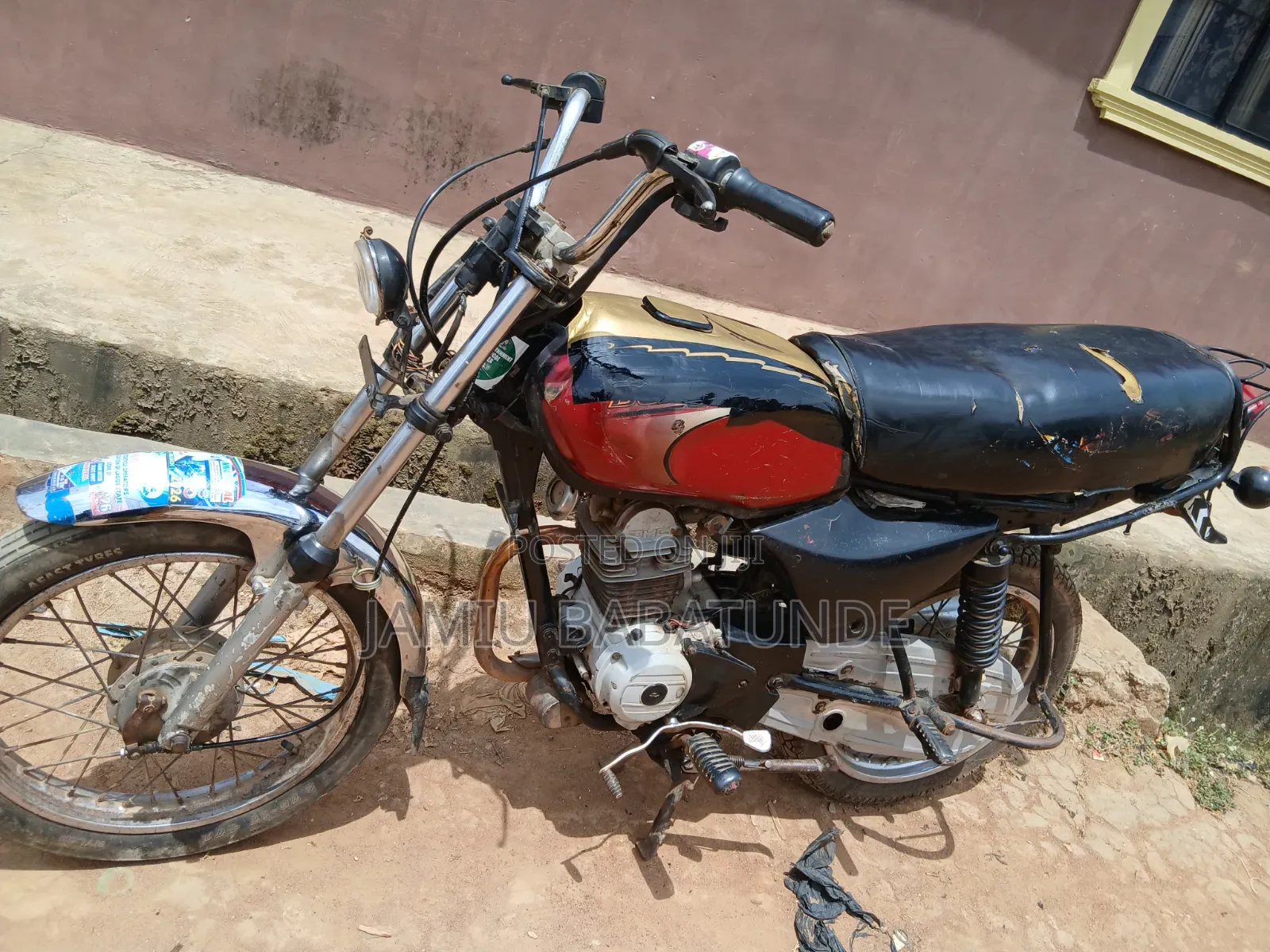 Bajaj Boxer 100 2024 Red