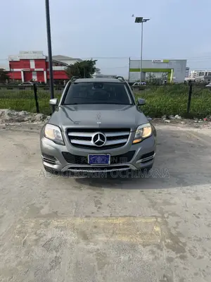 Mercedes-Benz GLK-Class Base GLK 250 BlueTEC 4dr AWD 4MATIC (2.1L 4cyl)
