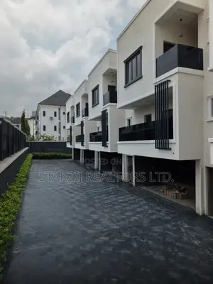 4bdrm Duplex in Guzape District for sale