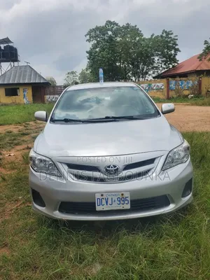 Toyota Corolla 2012 White