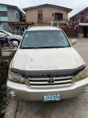 Toyota Highlander 2003 Gold