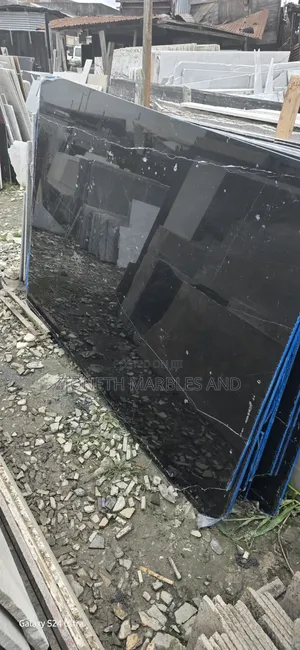 Black Maquin Marble Slab