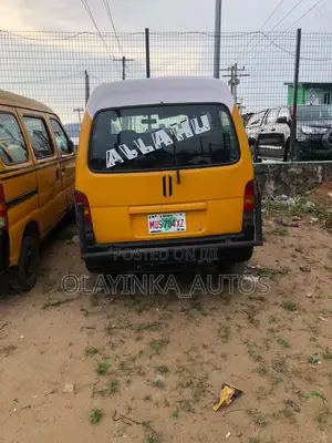Suzuki APV Minibus 2007 Yellow