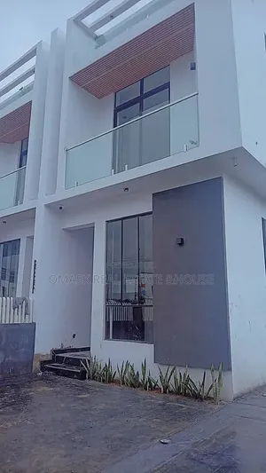20bdrm Duplex in Bogije for sale