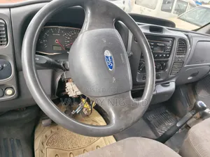 Ford Transit 2002 Blue