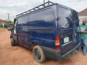 Ford Transit 2002 Blue