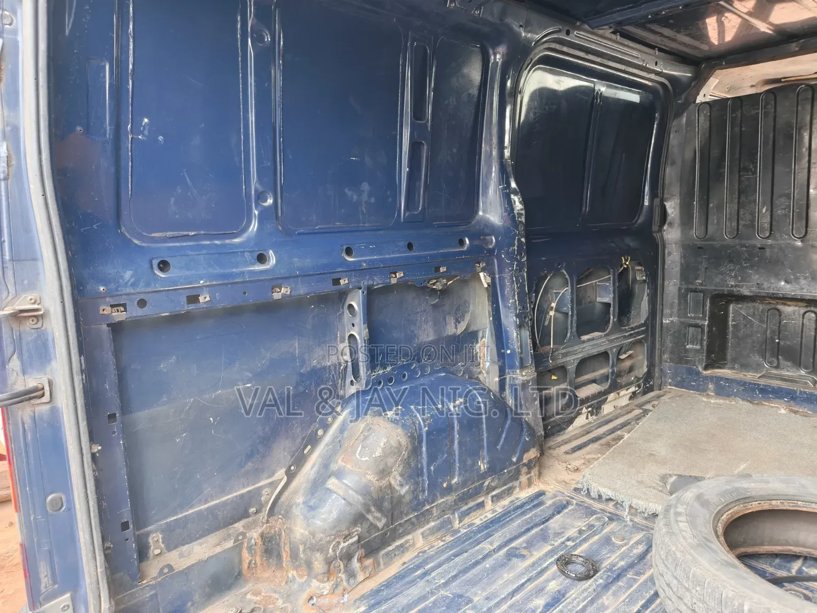 Ford Transit 2002 Blue