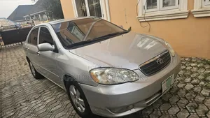 Toyota Corolla Verso 1.6 VVT-i 2005 Gray