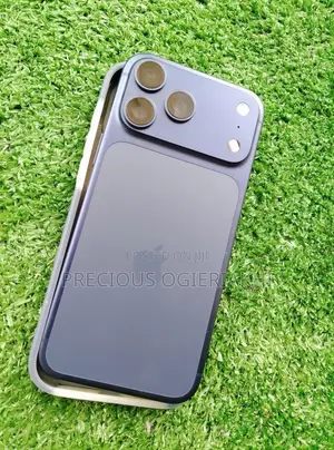 Apple iPhone 17 Pro Max 1 TB Blue