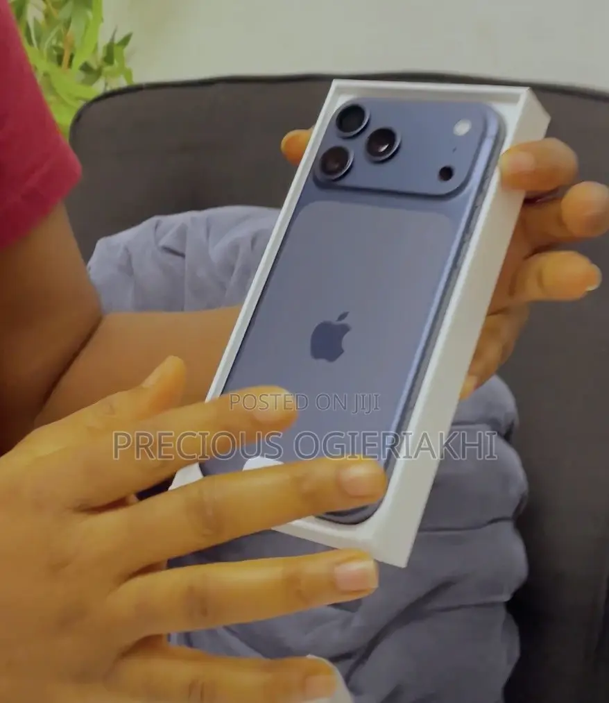 Apple iPhone 17 Pro Max 1 TB Blue