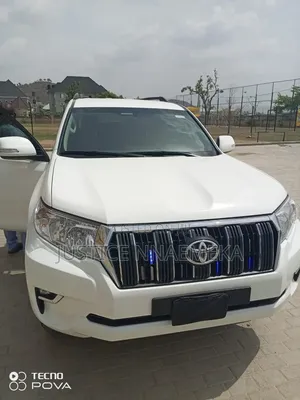 Toyota Land Cruiser Prado 2023 White