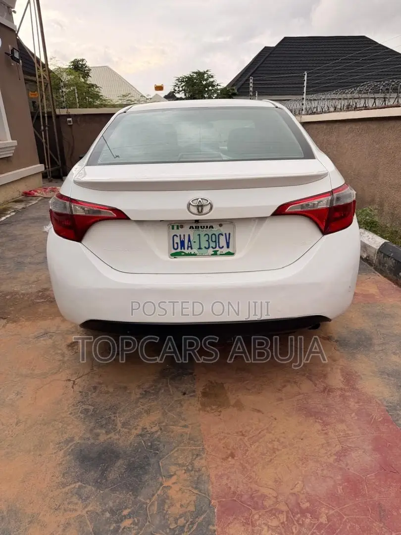 Toyota Corolla 2015 White