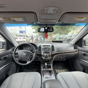 Hyundai Santa Fe 2012 Gray