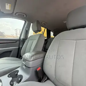 Hyundai Santa Fe 2012 Gray