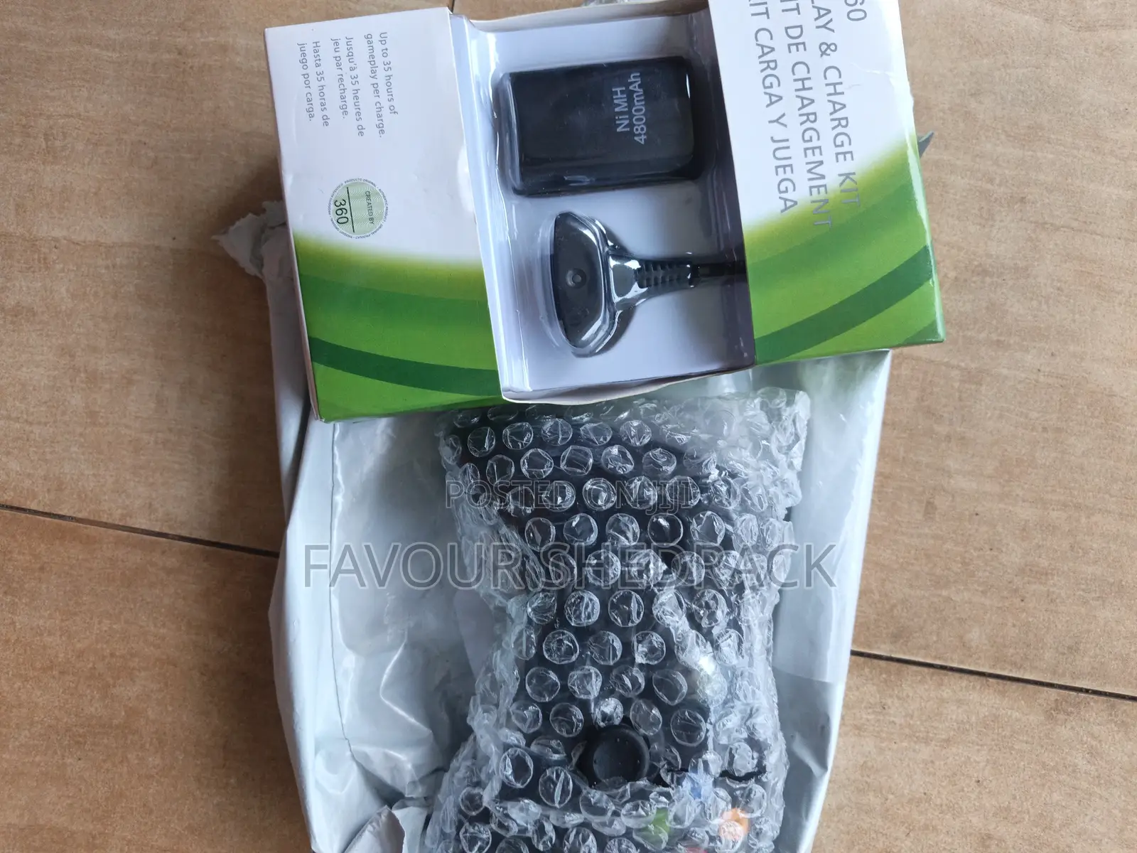 Xbox 360 Wireless Controller With Play and Charge Kit