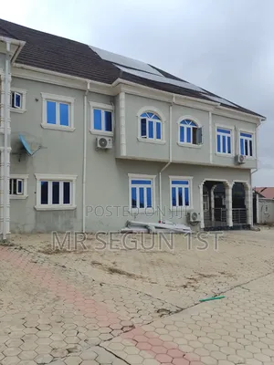3bdrm Block of Flats in Harmony Estate, Akala Express for rent