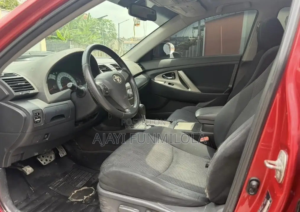 Toyota Camry 2010 Red