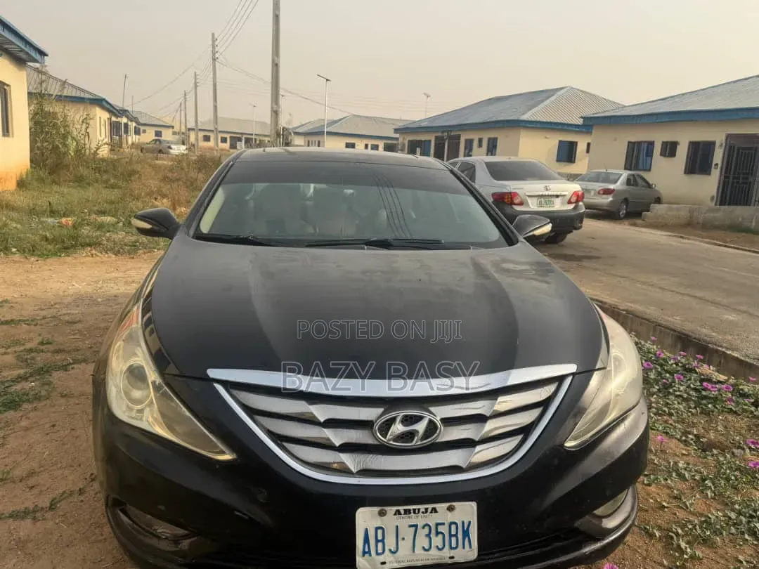 Hyundai Sonata 2012 Black