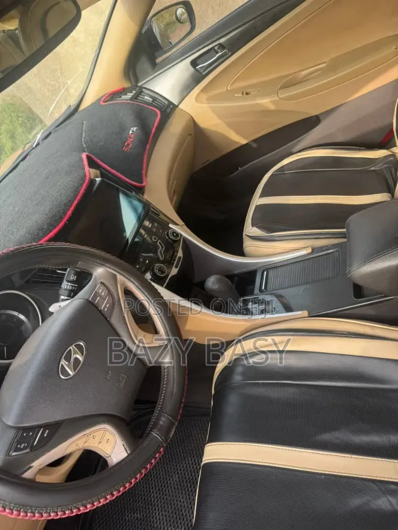 Hyundai Sonata 2012 Black