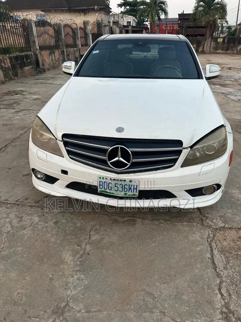 Mercedes-Benz C300 2008 White
