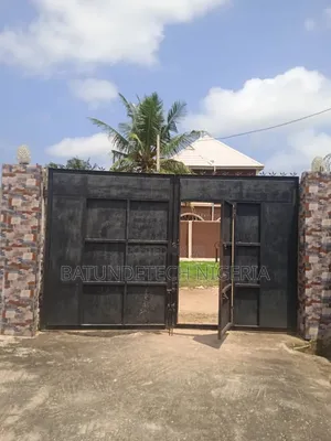 Furnished 3bdrm Block of Flats in 30 Shop Bus Stop, Ikeja for sale