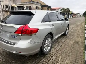 Toyota Venza 2011 Silver